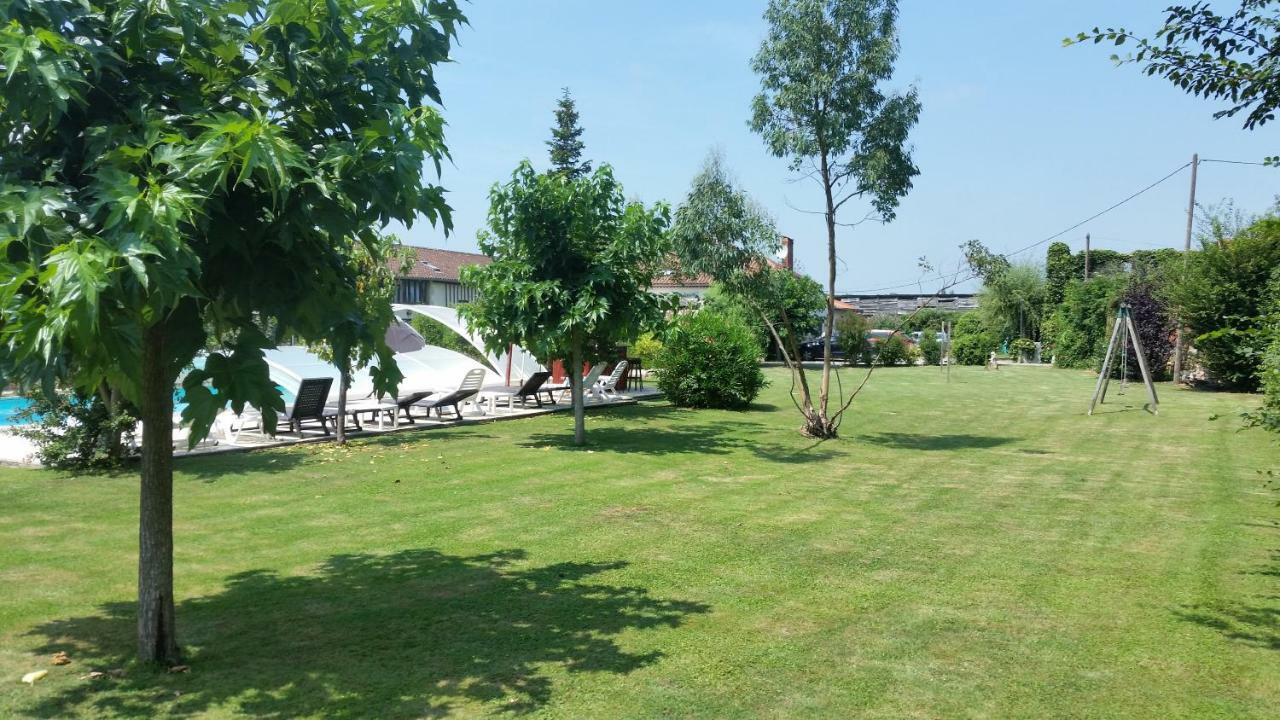 Gite 4, Domaine Logis Gascogne Saint-Justin  ภายนอก รูปภาพ